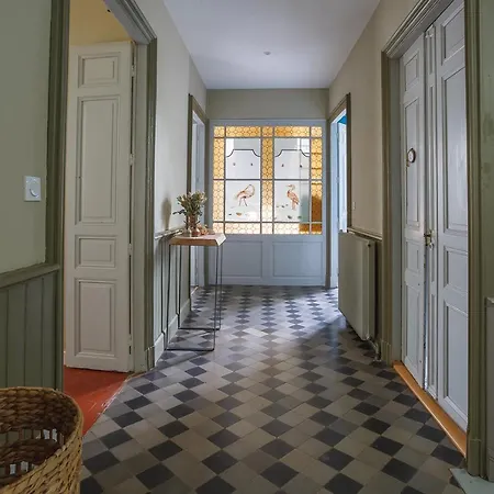 Bed & Breakfast Lafabriek *